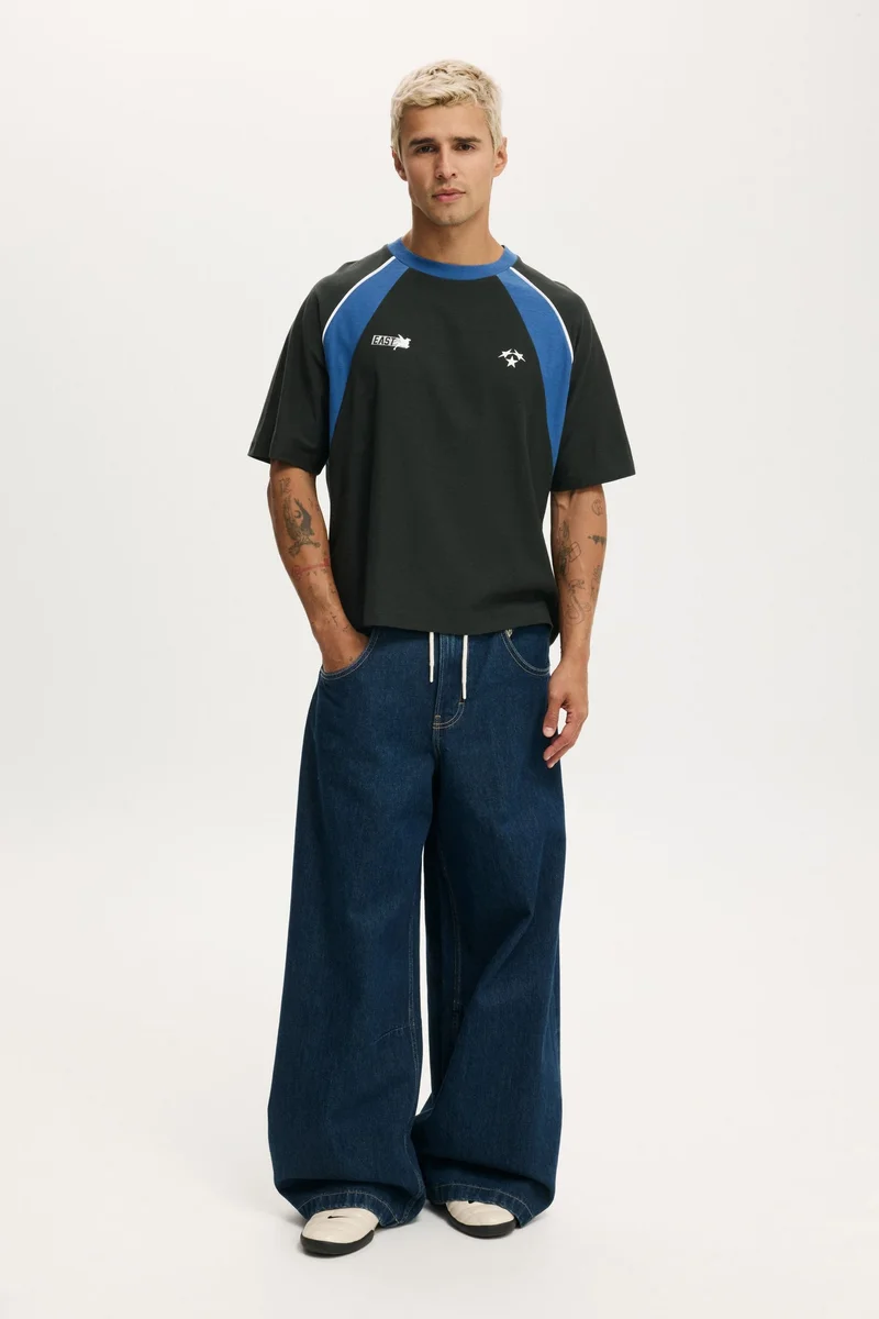 كوتون اون تيشيرت مطبوع بقصة قصيرة